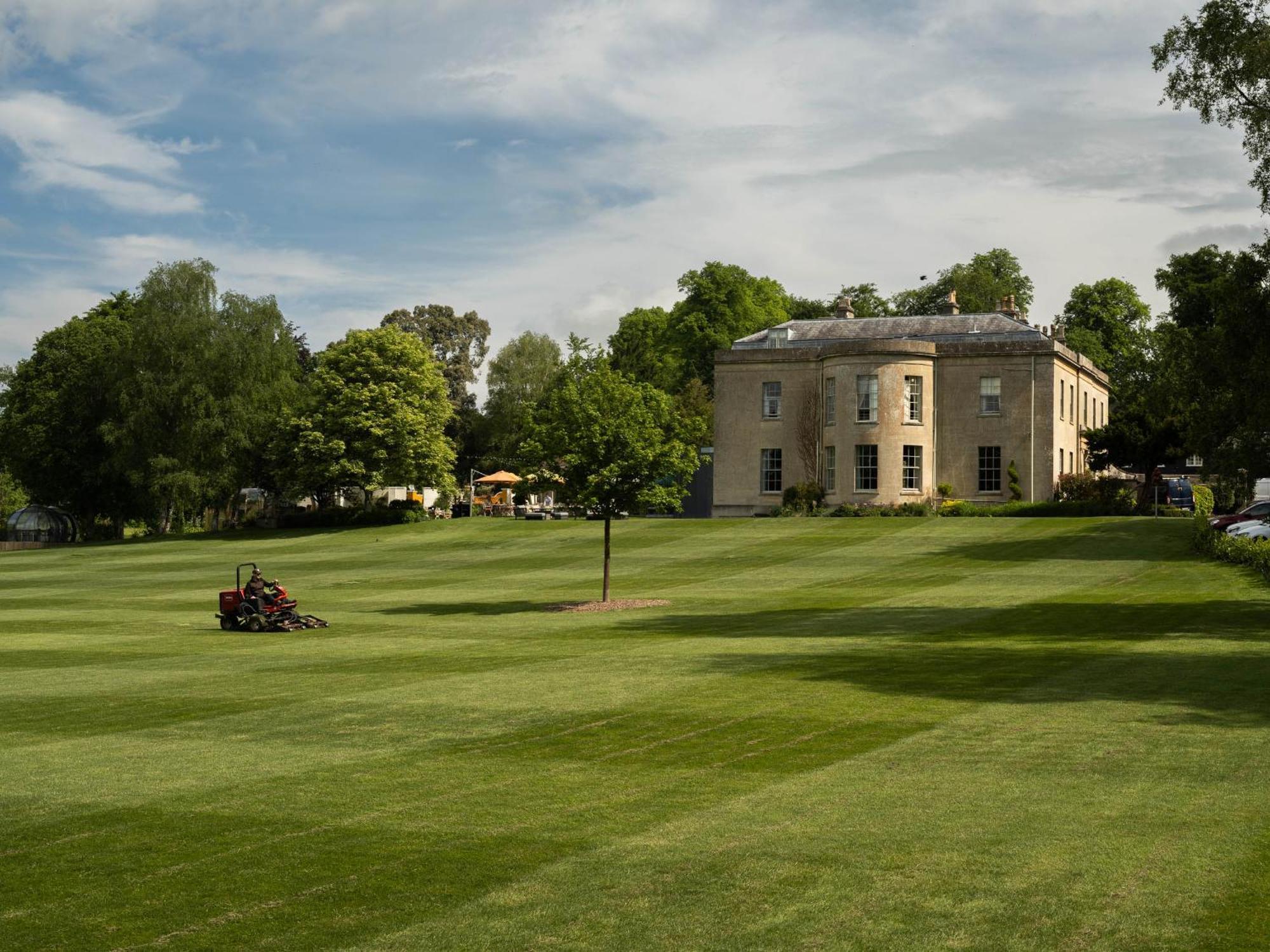 Bishopstrow Hotel And Spa - Small Luxury Hotels Of The World Warminster Exterior photo